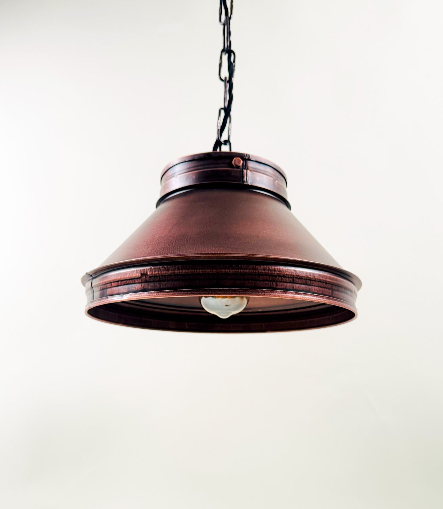 Råljus 31 – Artisan-Made Pendant with Industrial Soul