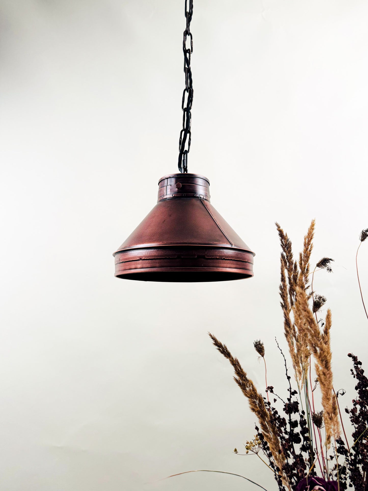 Råljus 25  – Artisan-Made Pendant with Industrial Soul