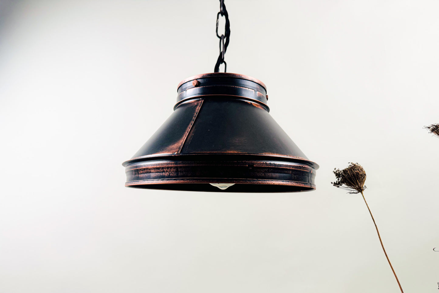 Råljus 31 – Artisan-Made Pendant with Industrial Soul