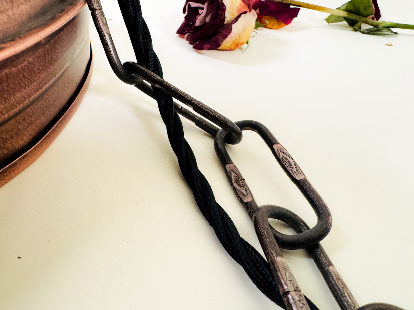 Råljus 31 – Artisan-Made Pendant with Industrial Soul