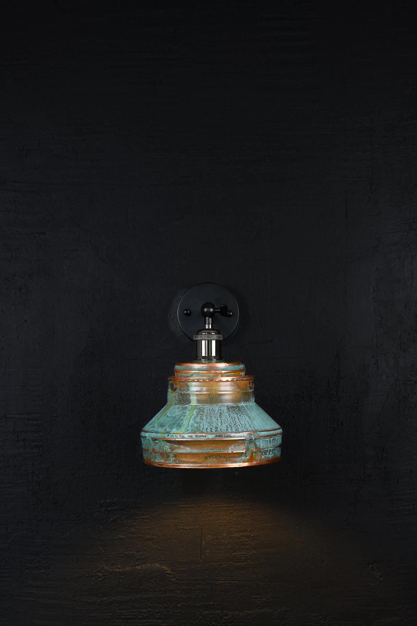 Patina Ridge Sconce